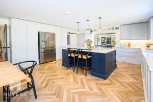 Photo 36- click for photo gallery